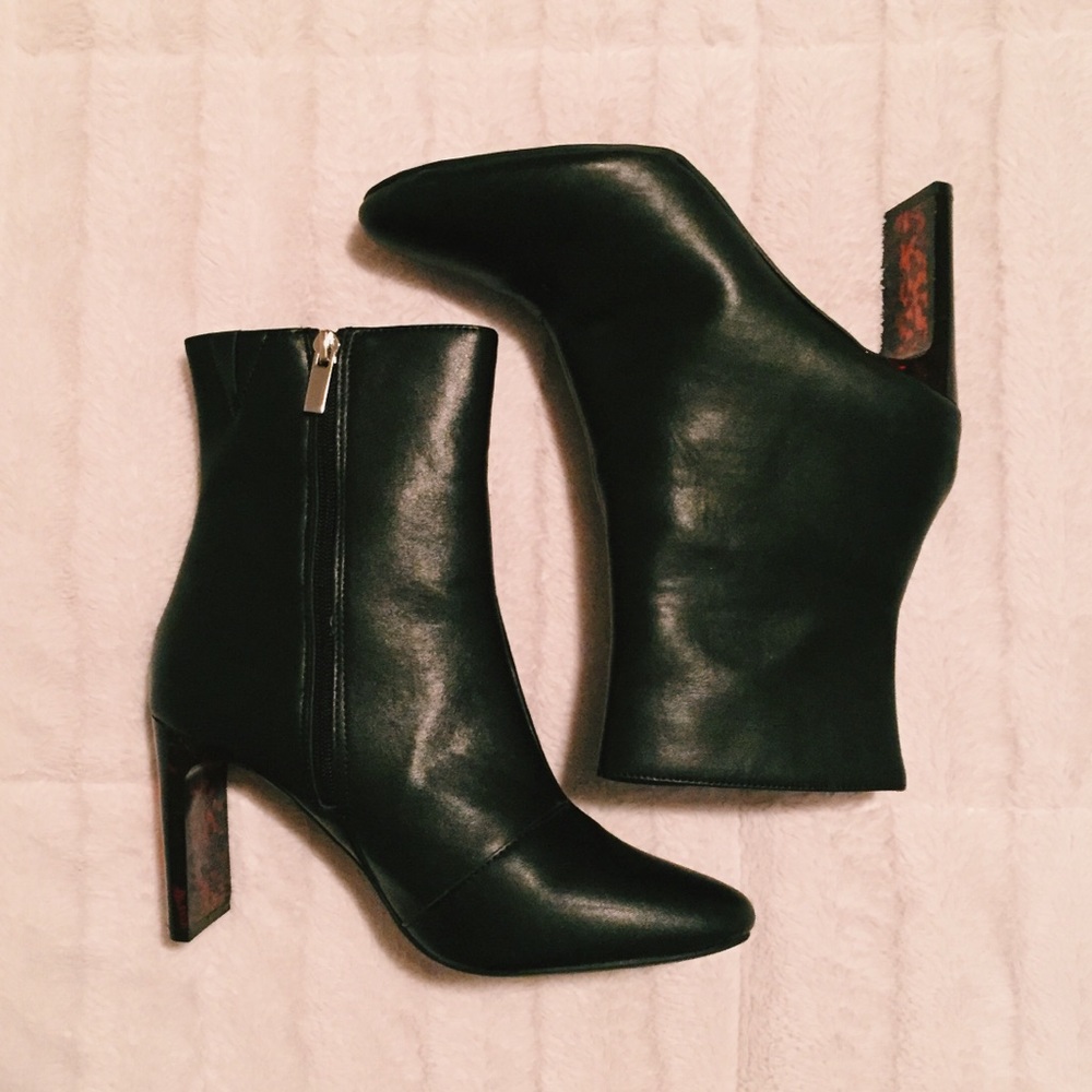 ✨Black A New Day Ankle Boots✨